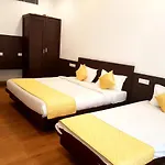 Hotel Vasudha Palace